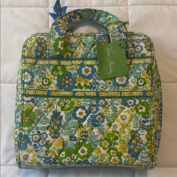 Vera Bradley Handbags - NWT Vera Bradley tech organizer